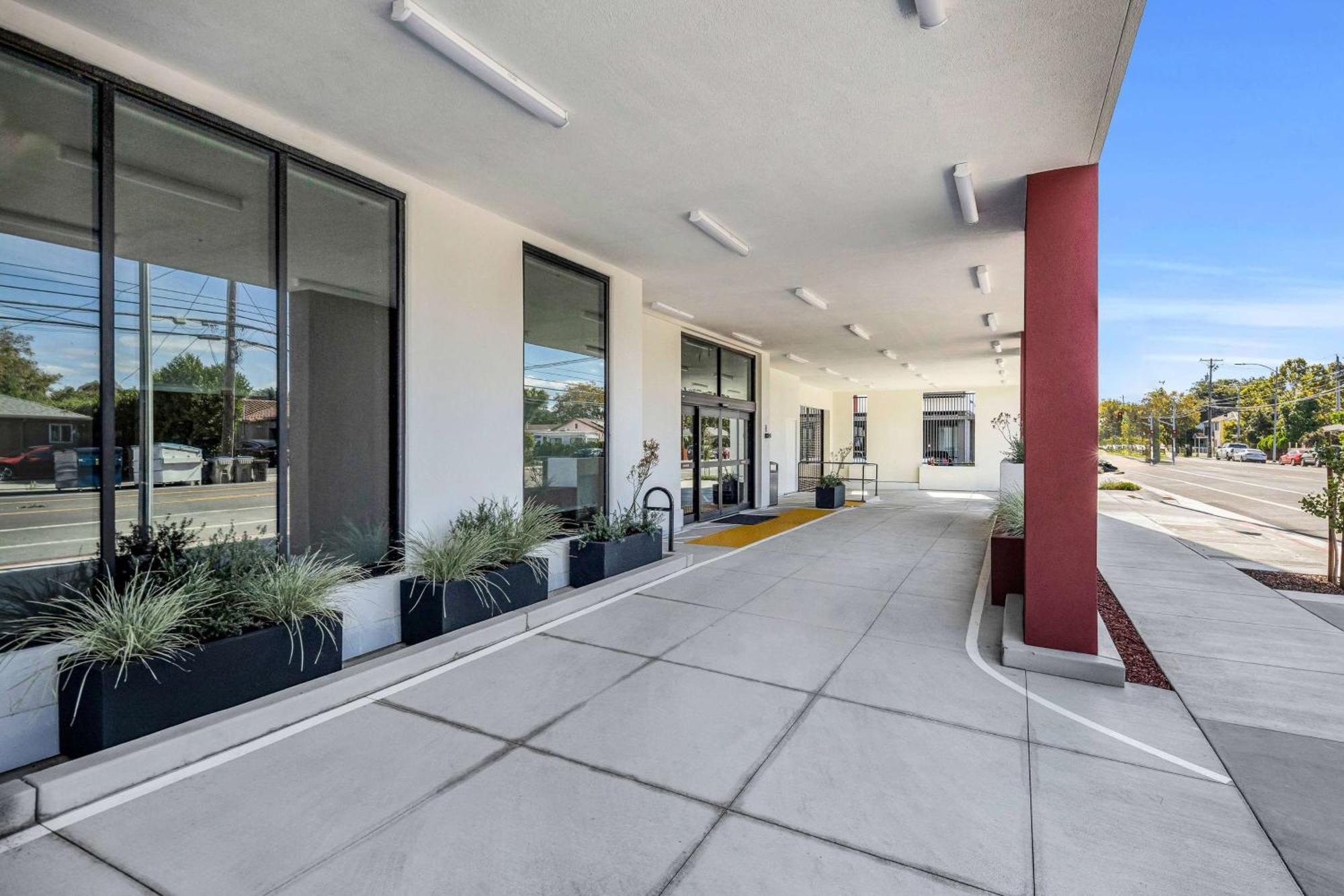 La Quinta Inn & Suites By Wyndham San Jose Airport-Downtown Exterior foto